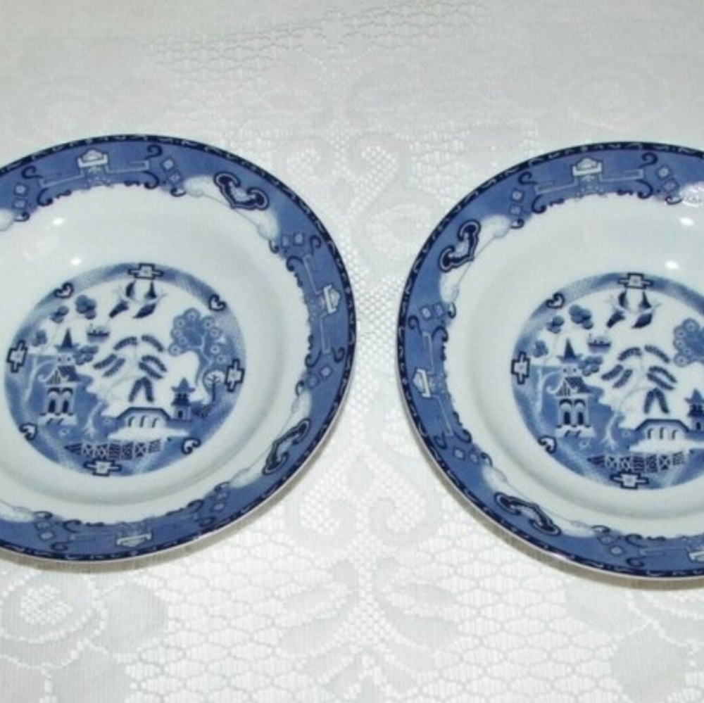 2 American Atelier Blue Willow Rim Bowls 8" Soup Plates 5231-20 Dinnerware